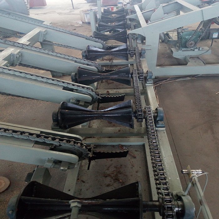 Equipamento para revestimento de folheado de b&eacute;tula