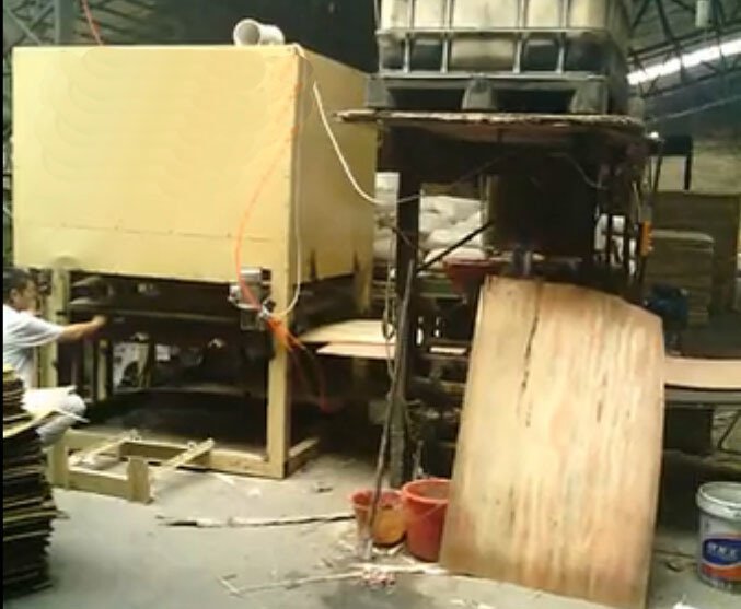 Espalhador de cola de dois lados de 8 pés e 4 rolos para máquina de fabricação de compensado de placa de madeira compensada