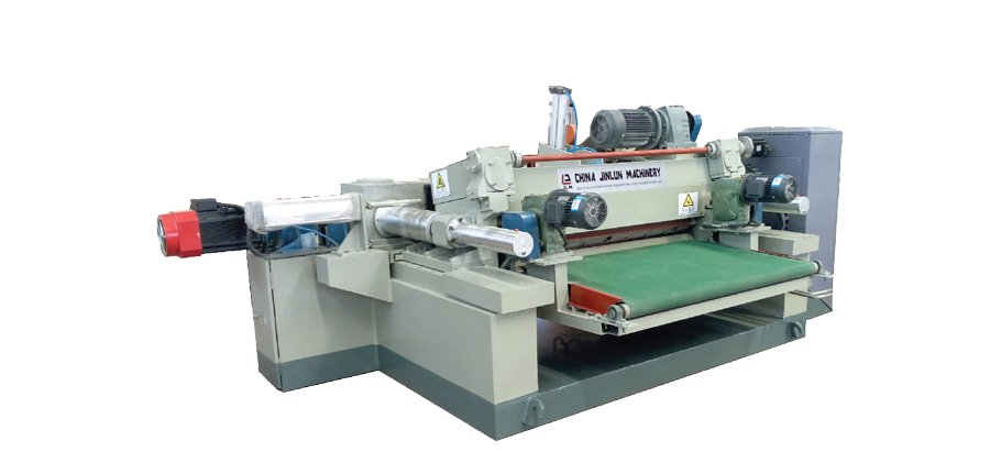 M&aacute;quina de descascar e cortar folheado de madeira para compensado-Making.jpg