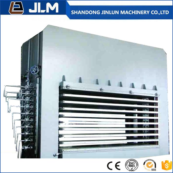 Máquina de prensagem a quente para compensados ​​e folheados