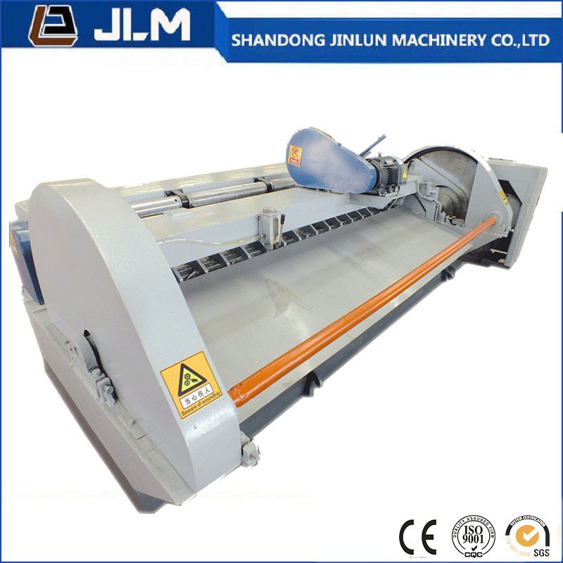 Máquina CNC para descascar e cortar compensado