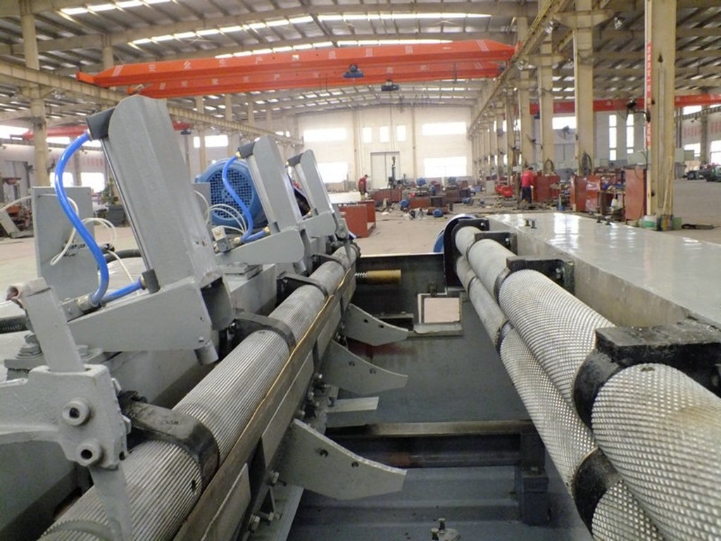 Torno descascador de folheado CNC de 8 pés para linha de produção de compensado