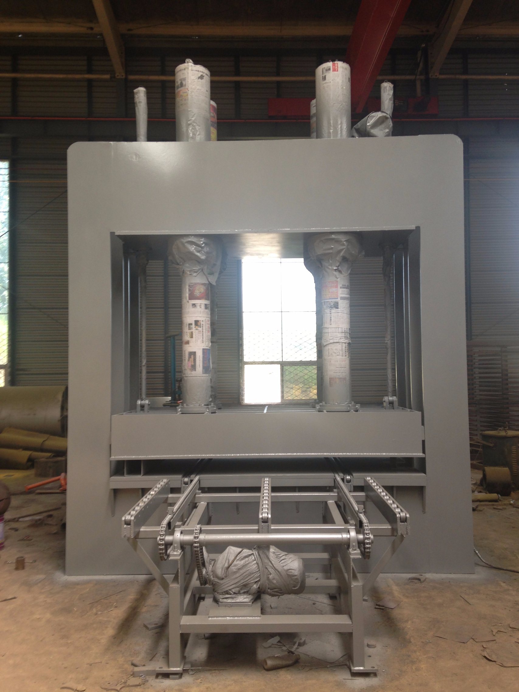 Torno Prensa a Frio 400 T para Tábua de Madeira