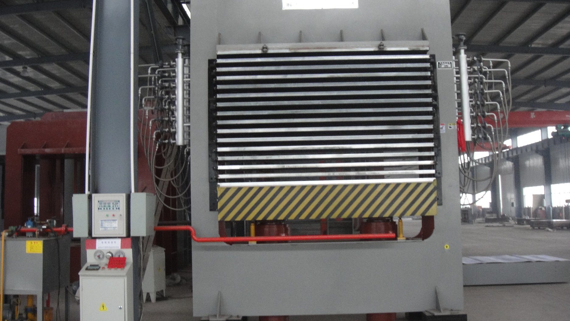 Venda imperdível máquina de prensagem a frio de compensado hidráulico para compensado