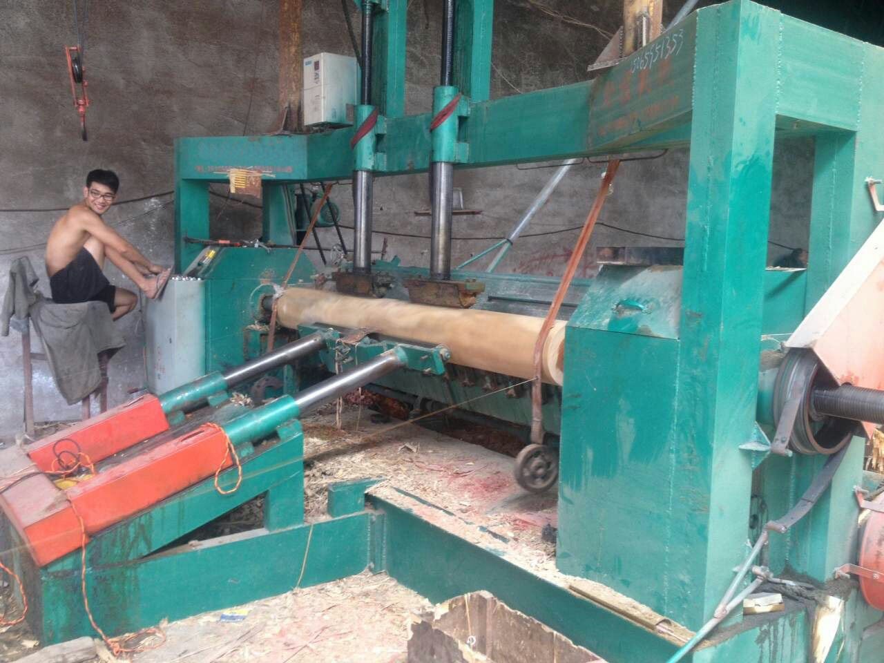 O torno de peeling facial Okoume mais vendido no Gabão