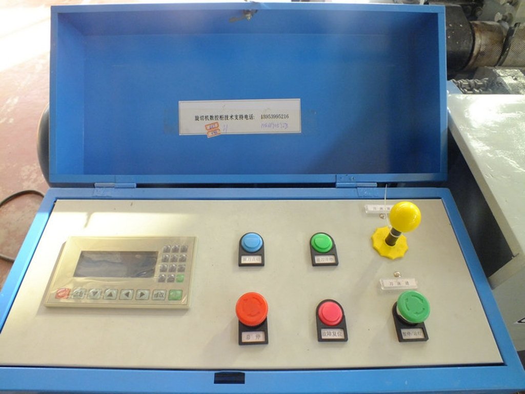 Torno descascador de folheado CNC de 8 pés para linha de produção de compensado